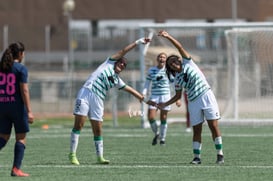 Celebran gol de Paulina Peña, Paulina Peña, Judith Félix @tar.mx