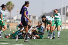 Celebran gol de Nadia @tar.mx