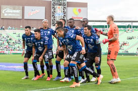 Gallos del Querétaro @tar.mx