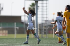 Celebran gol de Novella, Yessenia Novella @tar.mx