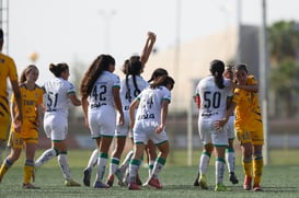 Celebran gol de Novella, Yessenia Novella @tar.mx