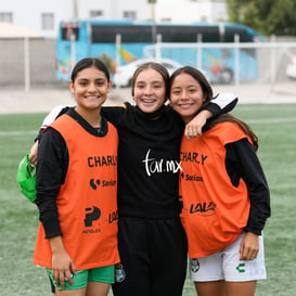 Alexia Valenzuela, Audrey Vélez, Melany Cazares @tar.mx