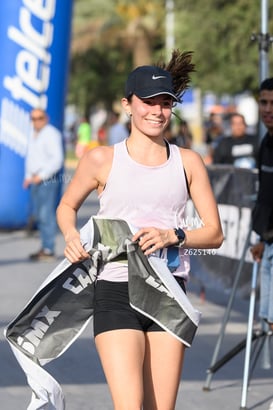 Fátima Alanís, campeona 10 millas @tar.mx