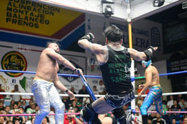 Lucha Libre Arena Olímpico Laguna @tar.mx