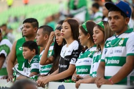 Aficiòn en el Estadio Corona @tar.mx