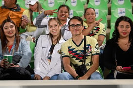 Afición en el Estadio Corona @tar.mx