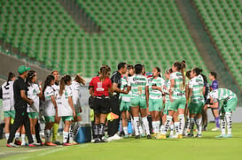 Santos vs Chivas femenil @tar.mx