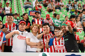 Afición en el Estadio Corona @tar.mx