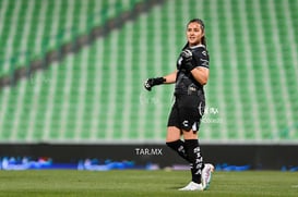 celebra gol, Paola Calderón @tar.mx