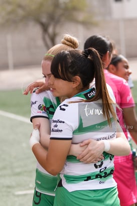 Alexa Ostos, Britany Hernández @tar.mx