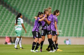 festejo de gol Pachuca, Karen Díaz, Verónica Corral @tar.mx