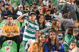 Afición en el Estadio Corona @tar.mx