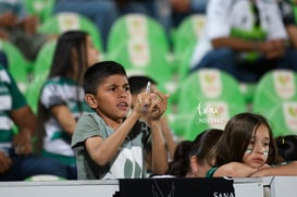 Afición en el Estadio Corona @tar.mx