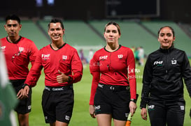 arbitros Santos Laguna vs Cruz Azul femenil @tar.mx