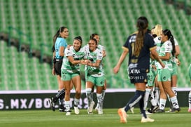 celebran gol de Lia, Lia Romero, Michel Ruiz @tar.mx