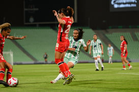 Santos Laguna vs Toluca FC femenil @tar.mx