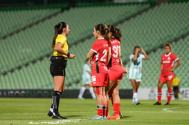 Santos Laguna vs Toluca FC femenil @tar.mx