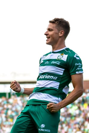 Festejo del Gol de Julio Furch