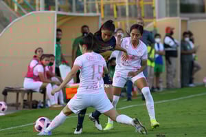 Daniela Delgado, Olga Trasviña, Kimberli Gómez