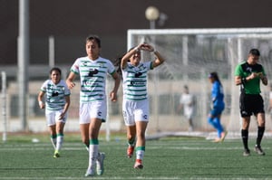 Galería de fotos: Festejo, gol de Guevara, Celeste Guevara