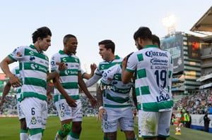 Festejo de gol Brian Lozano