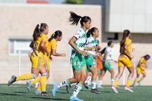 Yessenia Novella