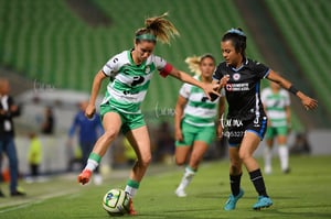 Edith Carmona, Daniela Delgado