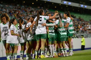 Gol, Alexia Villanueva