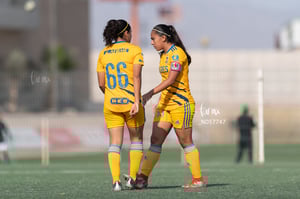 Ana Velázquez, Sofía Jiménez