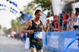 Roberto Zamora, campeón 5K, Bengalas