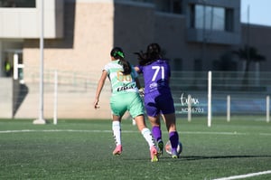 Aylin Salais, Dayra Bustos