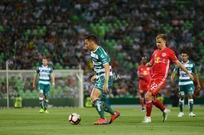 Javier Correa 24, Florian Valot 22 » Santos Laguna vs New York Red Bulls Concachampions