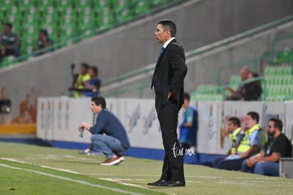Alberto Arellano, Director Técnico » Santos vs Querétaro J14 C2019 Liga MX Femenil