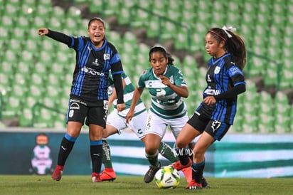 Yahaira Flores » Santos vs Querétaro J14 C2019 Liga MX Femenil