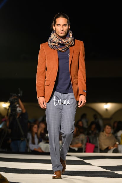 Desfile de modas Cimaco