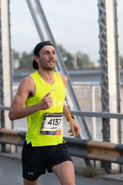 Joaquín Pereda Charles, 02:33:26 » Maratón LALA 2020, puente plateado
