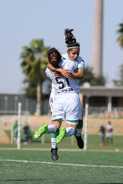 foto Festejo de gol de Britany Hernandez, Britany Hernández, Paul