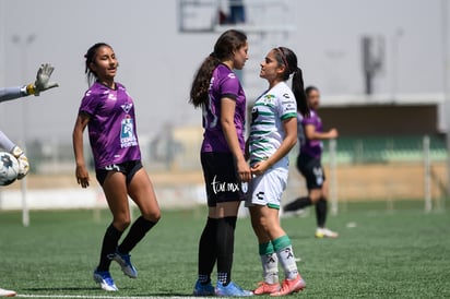 Maika Albéniz, Akane Lara, Berenice Ibarra » Santos vs Pachuca femenil sub 17 semifinales