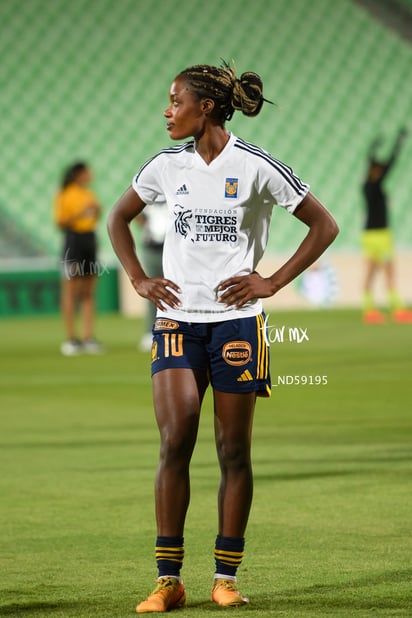 Evelyn Ijeh » Santos vs Tigres femenil
