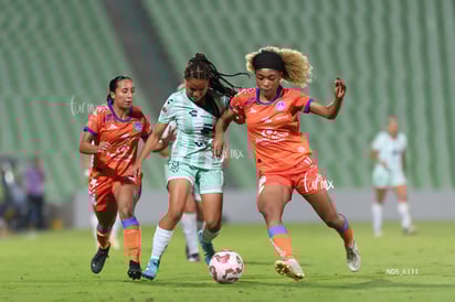 foto Kimberli Gómez, Olga Massombo
