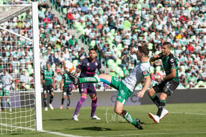 Intento de gol de los panzas verdes, Mauro Boselli | Santos vs Leon jornada 9 apertura 2018