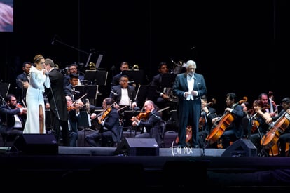 Virginia Tola | Plácido Domingo le canta a Torreón