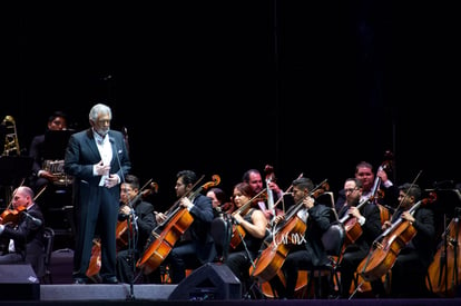 Virginia Tola | Plácido Domingo le canta a Torreón