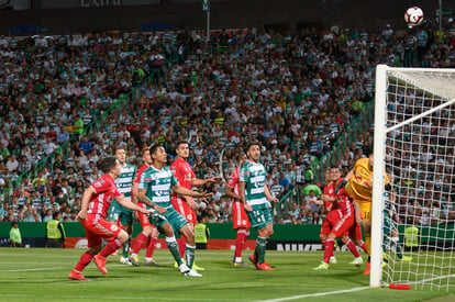 Tiro de esquina | Santos Laguna vs New York Red Bulls Concachampions