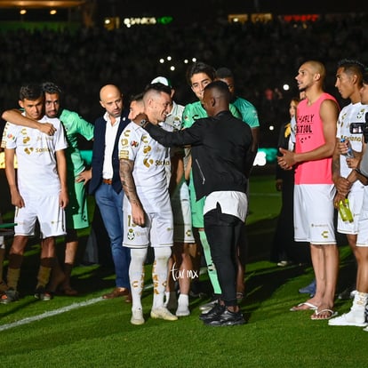 Pastel décimo aniversario del Estadio Corona | Santos vs Cruz Azul jornada 18 apertura 2019 Liga MX