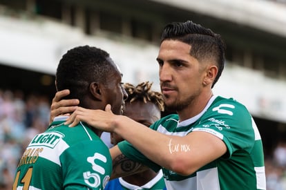 Celebración de gol de Marlos Moreno | Santos vs Pumas C2019