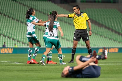 penal, Natalia Macías Valadez | Santos vs Pumas J4 C2020 Liga MX