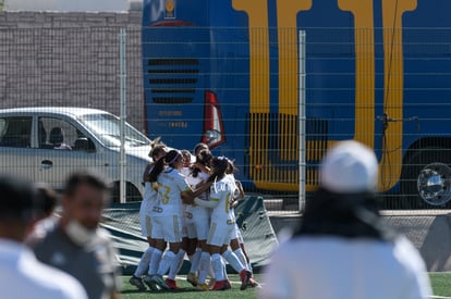 festejo de gol de Loren Pérez 58 | Santos Tigres femenil sub17