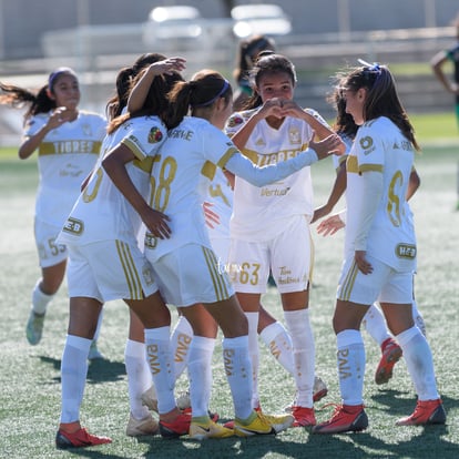 Festejo de gol de Deiry Ramírez Tigres | Santos Tigres femenil sub17