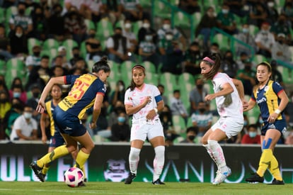 Daniela Delgado, Beatriz Parra | Santos vs Atlético San Luis J14 A2021 Liga MX femenil